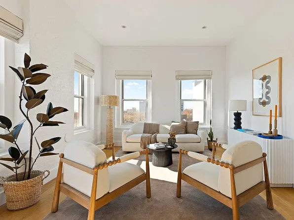 249 19th St APT 4A, Brooklyn, NY 11215