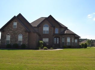 102 Jeff Dr, Tuscumbia, AL 35674