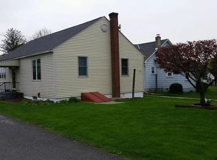 14 Meyers St, Nazareth, PA 18064