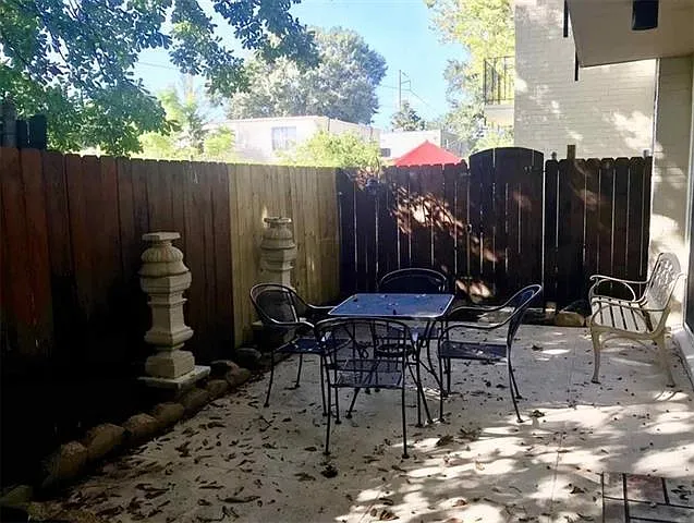 222 London Ave #110 — Photo 16