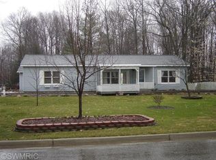 300 Connie Ave, Fremont, MI 49412