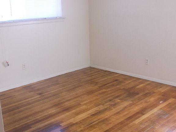 4th image of 3645 Southland St