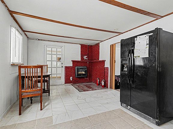 4th image of 1654 Opland Rd