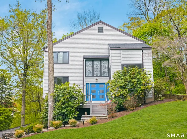 9 First Lane, Ridgefield, CT 06877