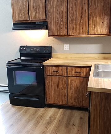 5th image of 103 S Green St #3