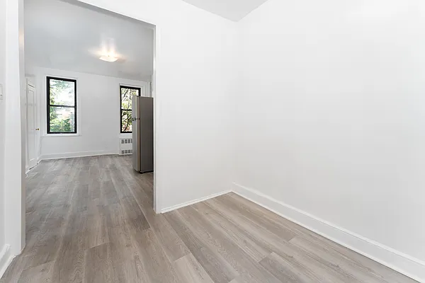 Rented by Julianna Realty Corp | media 3