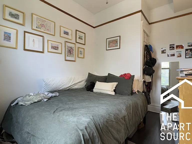 1315 W Melrose St #2 — Photo 6