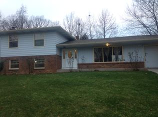 1331 Pinehurst Dr, Fort Wayne, IN 46815