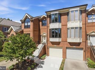 1496 Hampton Hill Cir, Mc Lean, VA 22101