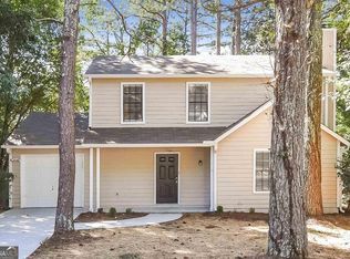 5463 Forest East Ln, Stone Mountain, GA 30088