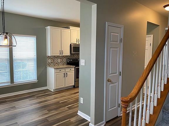 5th image of 115 Beverly Chase Ln
