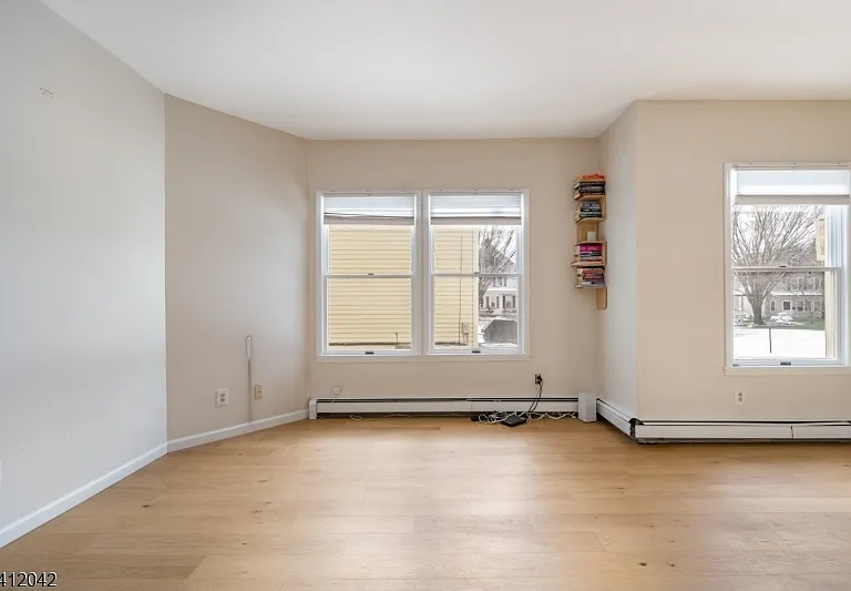 30 Sussex Ave #1 — Photo 12