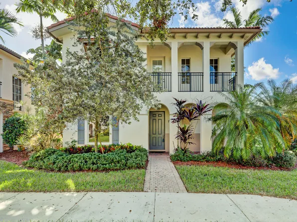 10 Stoney Drive, Palm Beach Gardens, FL 33410