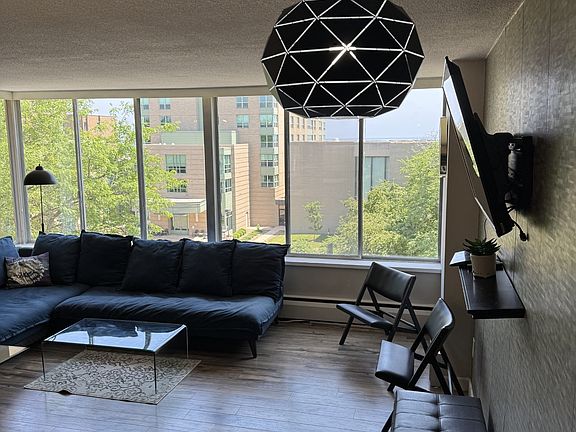5th image of 1409 N Prospect Ave Unit 502