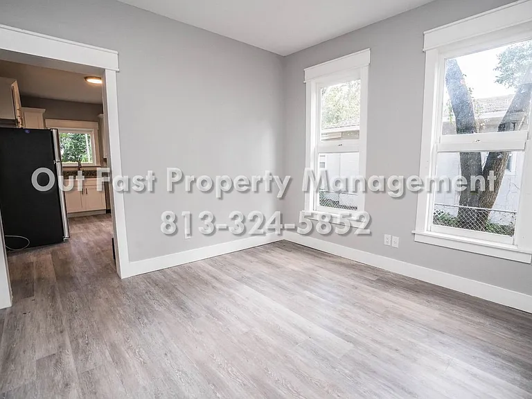 2817 N Taliaferro Ave #2 — Photo 7