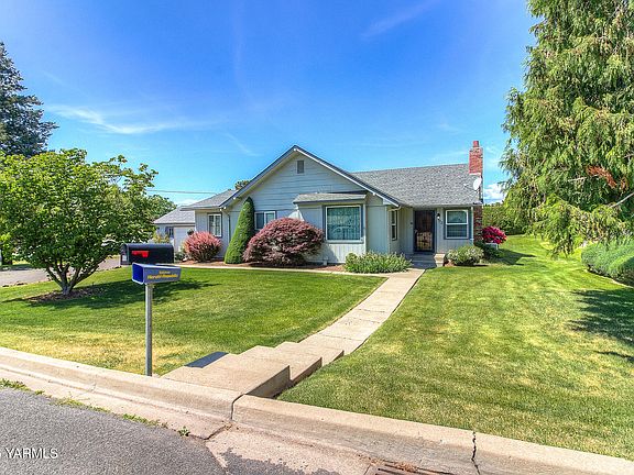 2nd image of 102 N 67th Ave