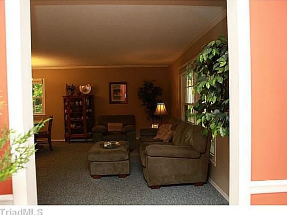 5th image of 5116 Bayberry Ln