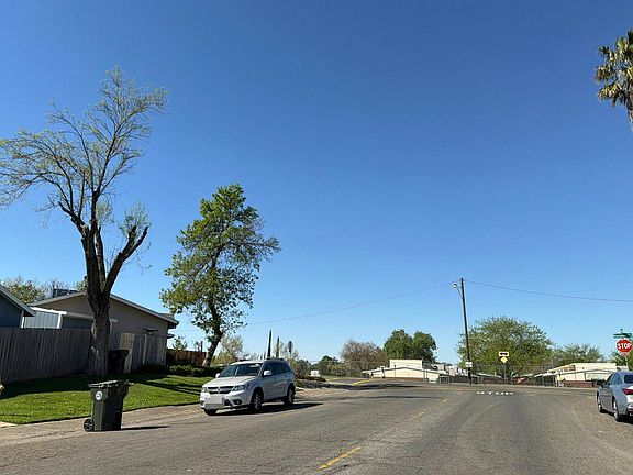 5th image of 7301 Grand Oaks Blvd
