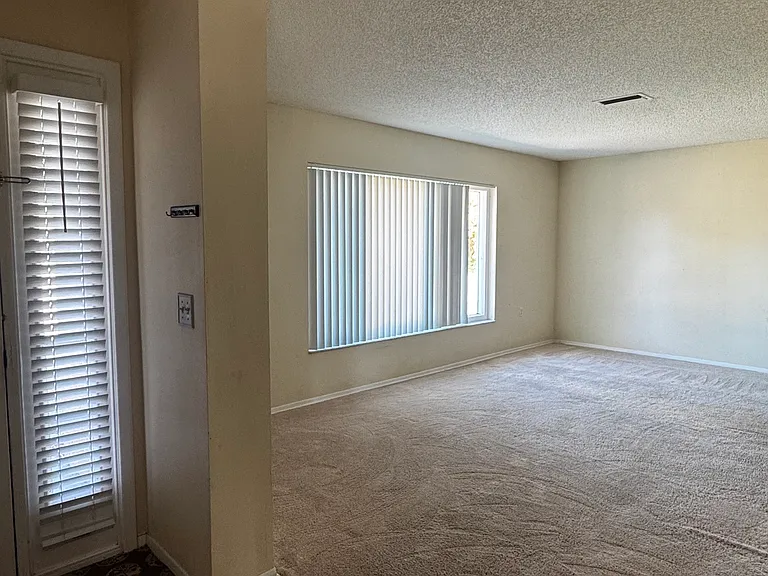 7742 Arlight Dr — Photo 15