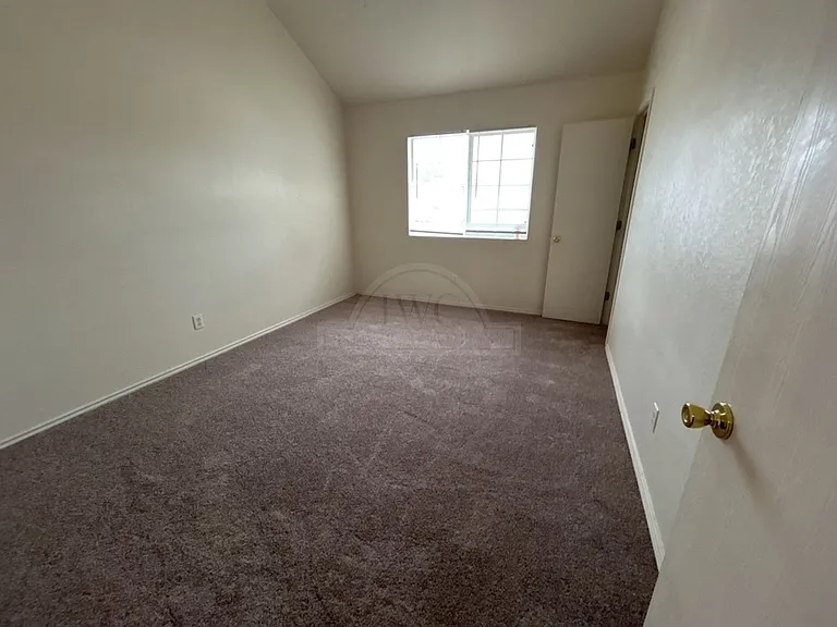 1911 Monte Carlo, Killeen — Photo 10