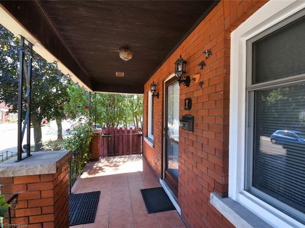17 Park Row N, Hamilton, ON L8H 4E3