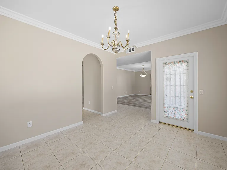 9911 Garibaldi Ave — Photo 29