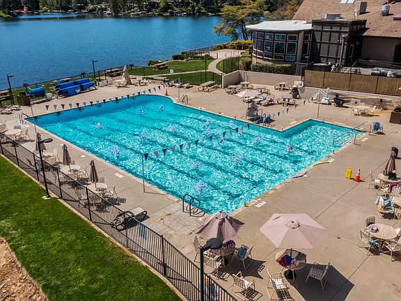 4th image of 24126 Green Valley Rd