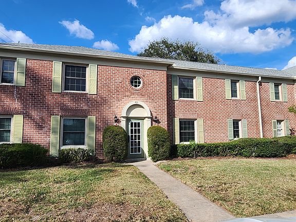 2nd image of 401 Georgetown Dr APT D