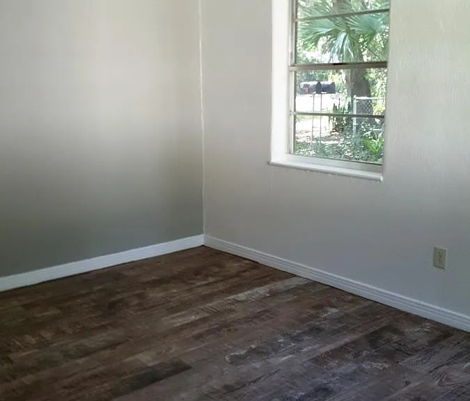 House - 1917 Hammerlin Ave - Bedroom