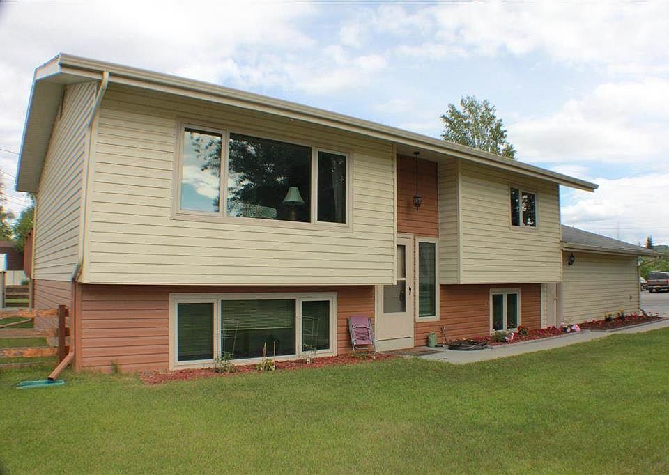 1st image of 647 Slater Dr