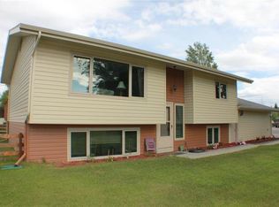 647 Slater Dr, Fairbanks, AK 99701