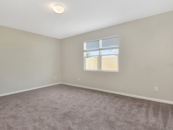 5th image of 372 Buchannan Dr