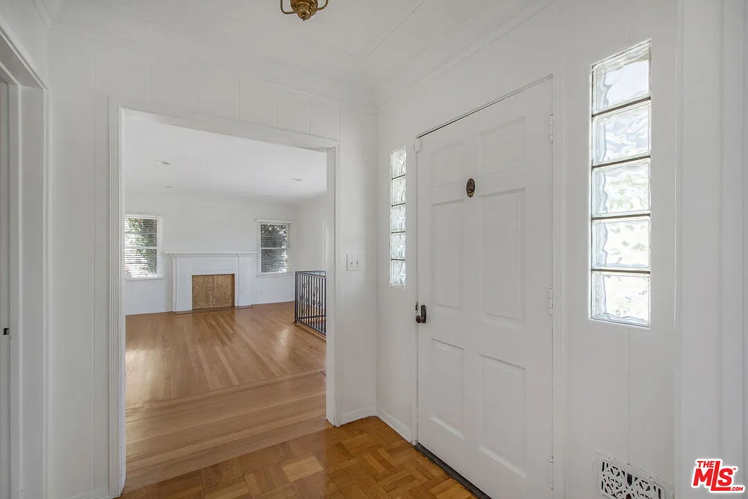 3 bed, 1535 sqft, $5,300 — Photo 3