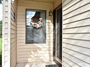 131 Locust Ct #131, Flemington, NJ 08822