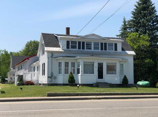 52 Sanford Rd, Wells, ME 04090