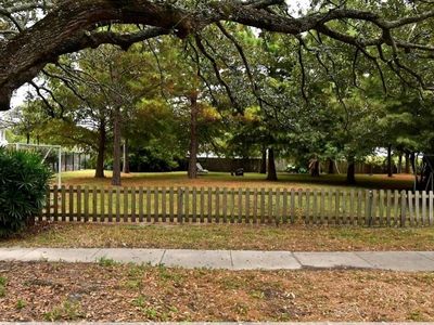 5819 Bancroft Dr, New Orleans, LA, 70122