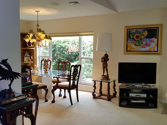 5th image of 1250 Holly Cove Dr