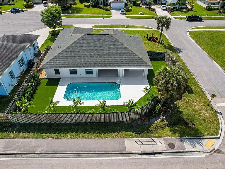 5923 Loxahatchee Pines Dr — Photo 99