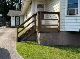 805 Sewanee St, Harriman, TN 37748