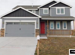 726 S Wind River Dr, Douglas, WY 82633