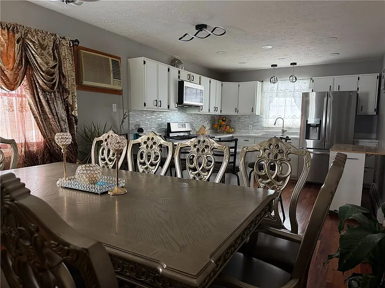 112 Central Dr — Photo 19