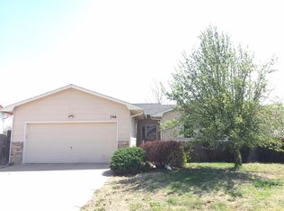 706 Sarah St, Garden City, KS 67846