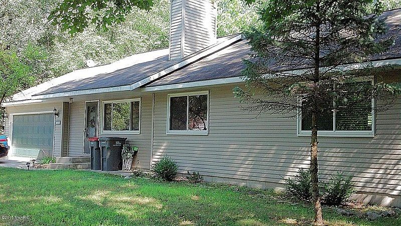 1st image of 1920 Woodrun Dr SE