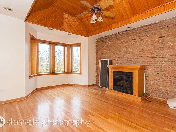 2nd image of 2755 W Logan Blvd #3B