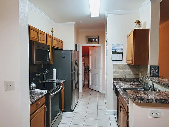 5th image of 18402 Bridle Club Dr