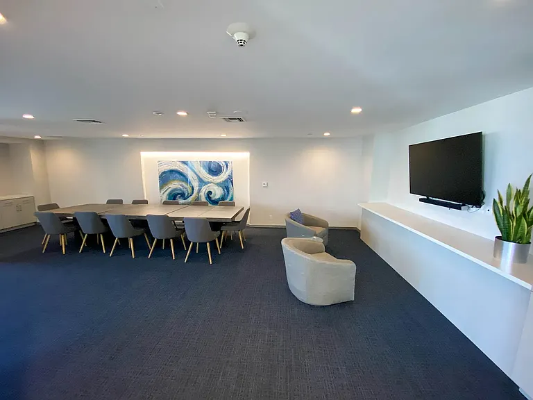 525 E Seaside Way — Photo 16