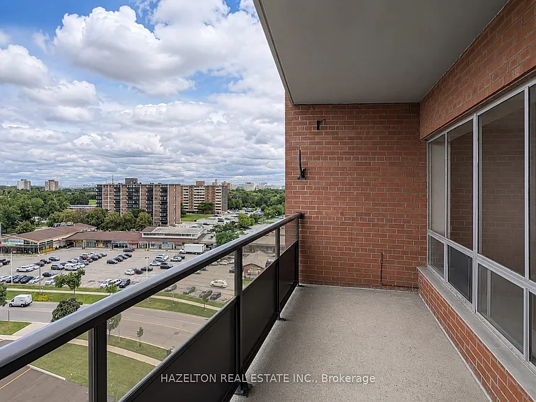 1665 Bloor St E #1015 — Photo 13