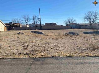 2804 Prospect St, Carlsbad, NM 88220