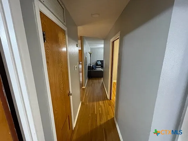 112 Ohio St — Photo 14