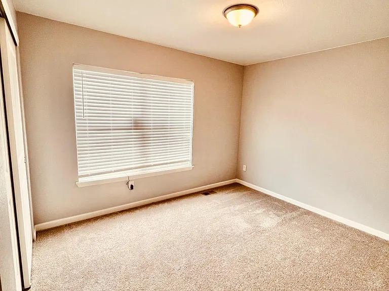 7910 Osage St — Photo 16